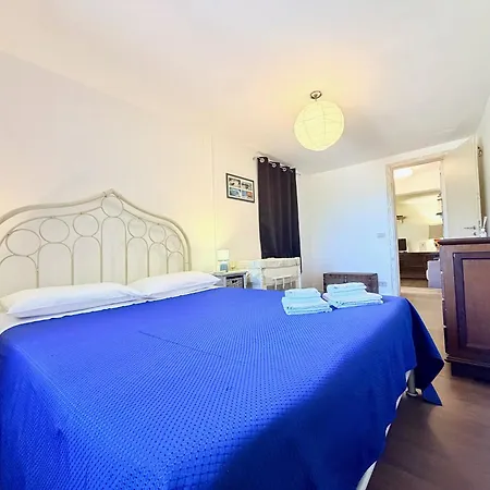 Sette Passi Nel Blu *